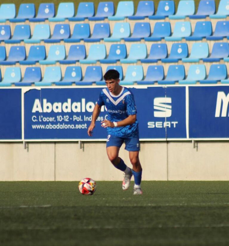 Hugo Caroz, oficial con el Espanyol B