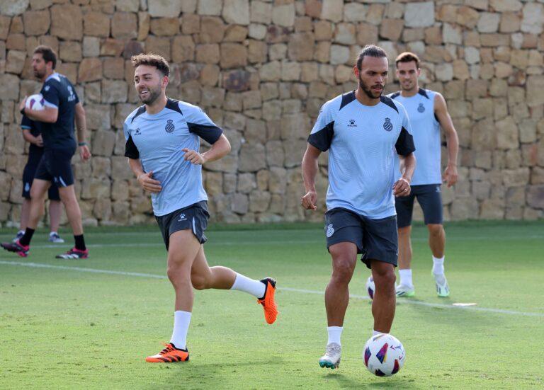 Los internacionales Keidi Bare y Braithwaite Espanyol