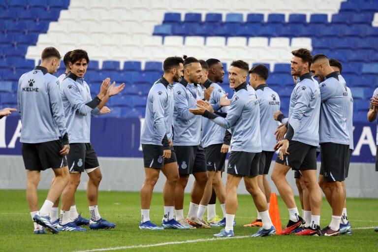 El Espanyol entrena pensando en el Sporting de Gijón