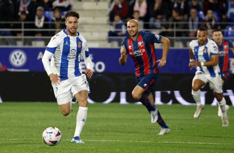 Javi Puado anotó su noveno gol de la temporada en Huesca