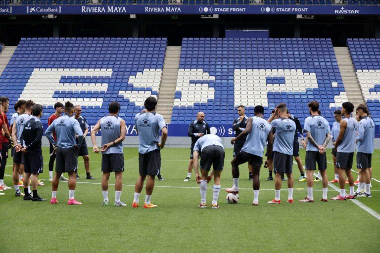 El último entrenamiento del Espanyol antes de la semifinal fue en el Stage Front Stadium