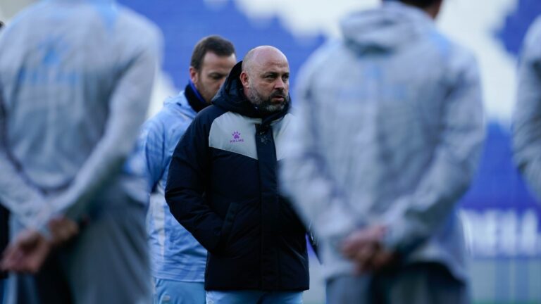 Manolo González, en el RCDE Stadium antes del Espanyol - Girona FC