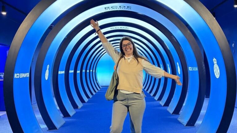 Alexandra Campoy será la voz del importante Espanyol – Real Oviedo Alexandra Campoy, ganadora del sorteo para ser la 'speaker' en el Espanyol - Real Oviedo