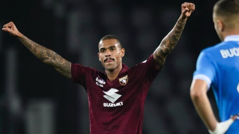 Cyril Ngonge, en un partido con el Torino