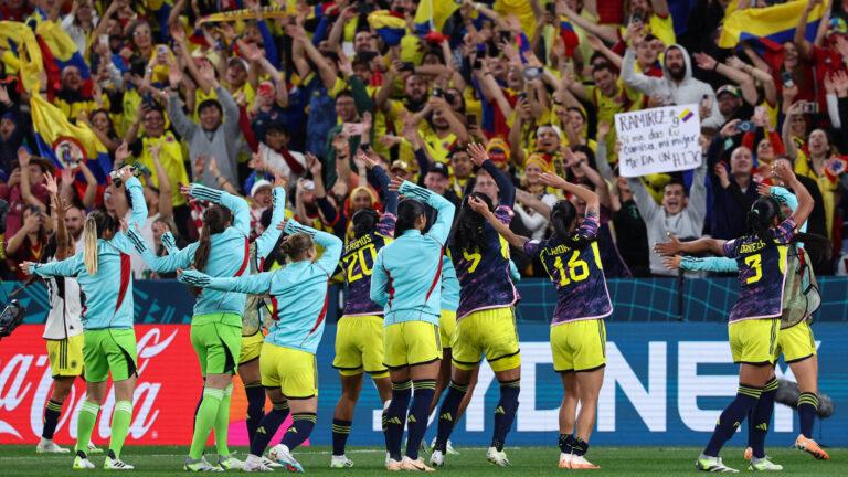 Las jugadoras de Colombia celebran la victoria ante Alemania