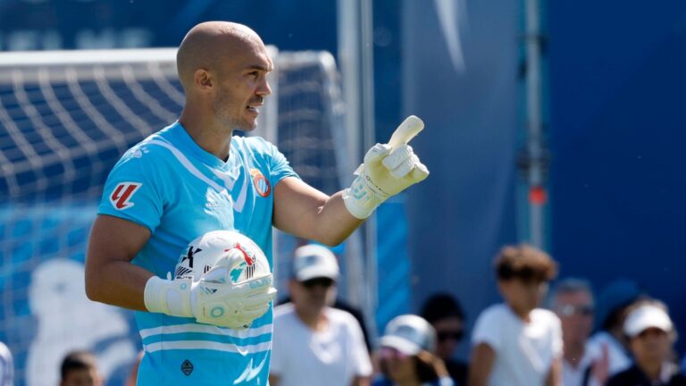 Marko Dmitrović jugó los 90 minutos en el Espanyol - Southampton