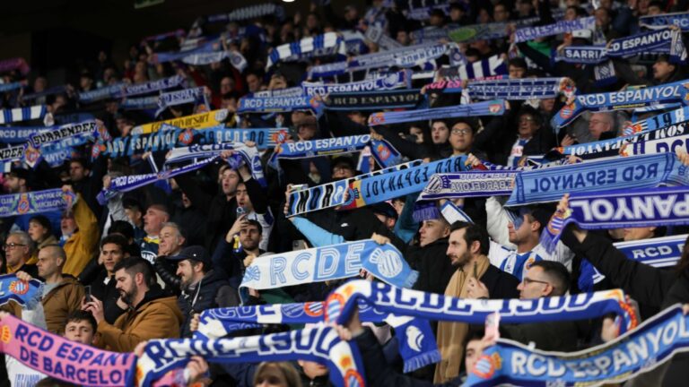 28.451 aficionados se dieron cita un viernes en el Espanyol - Girona FC