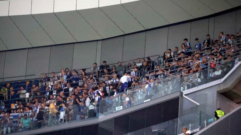 La afición perica no falla al desplazamiento del Espanyol ante el Real Madrid