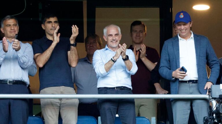 Alan Pace se preparara para el 125 aniversario del Espanyol Alan Pace en uno de los palquitos del RCDE Stadium