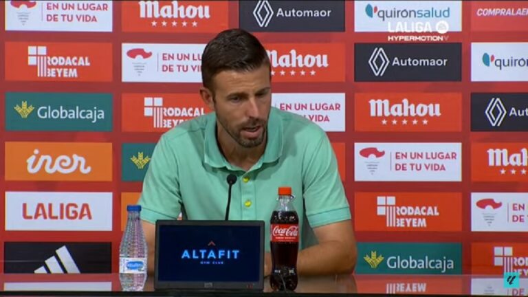 Luis García, en la rueda de prensa tras el duelo ante el Albacete Balompié