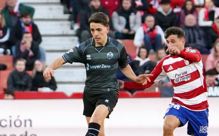Álex Calatrava, en el Granada CF - CD Castellón