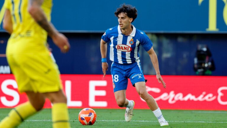 Álvaro Aguado reapareció con el Espanyol en La Cerámica