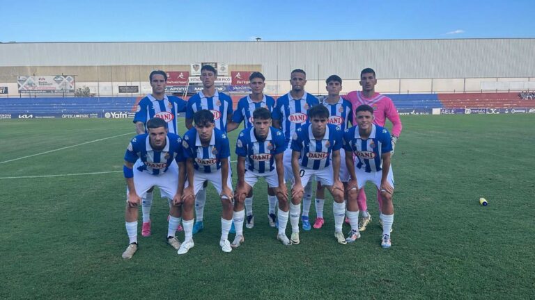 El filial del Espanyol ganó por primera vez en su historia en Alzira