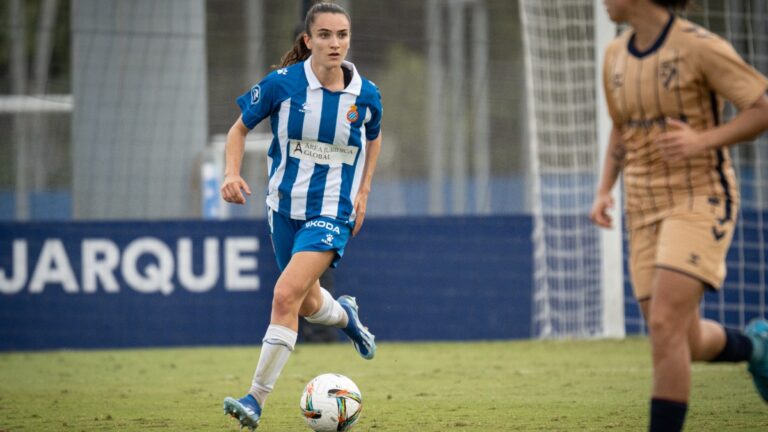 Amaia Martínez es la central titular, junto a Júlia Guerra, en el Espanyol Femenino