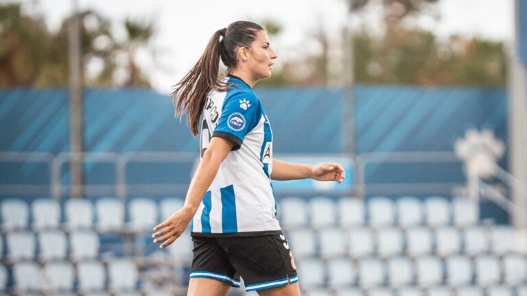 El Espanyol cuida a Anita Marcos, una pieza clave para cambiar la dinámica Anita Marcos, en el amistoso entre el Espanyol Femenino y el Villarreal CF