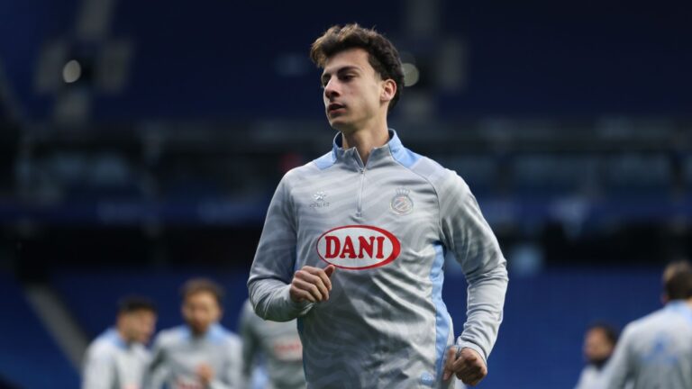 Antoniu Roca prepara un partido de LaLiga EA Sports en el RCDE Stadium