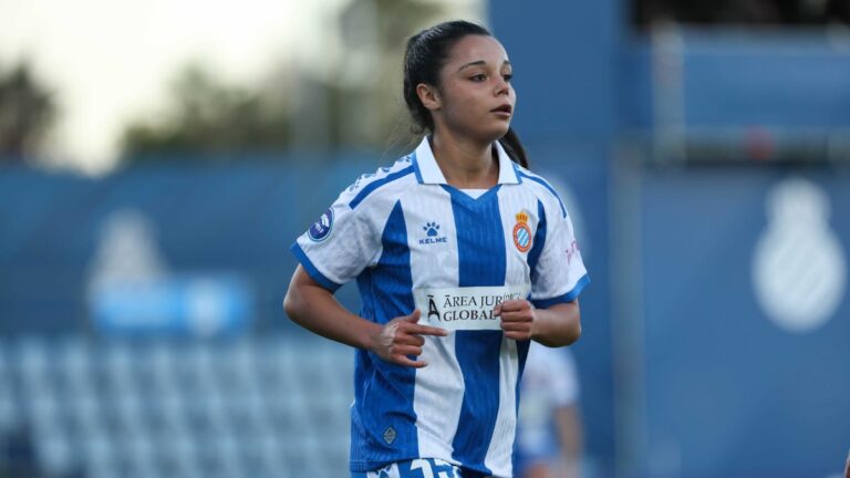Ari Domènech, titular en el Espanyol Femenino - Real Sociedad