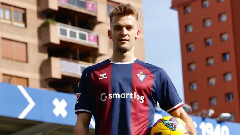 Arnau Comas llegó a la SD Eibar cedido por el FC Basilea