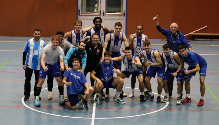 El equipo de baloncesto masculino de SD Espanyol consiguió su primera victoria de la temporada