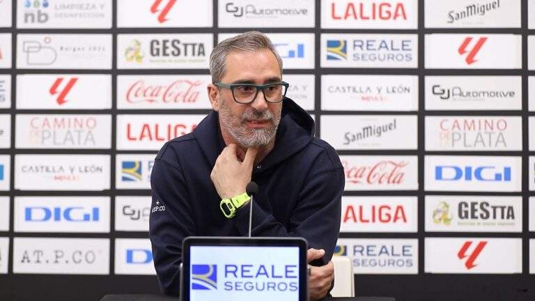 Jon Pérez Bolo, en la rueda de prensa previa al duelo ante el Espanyol