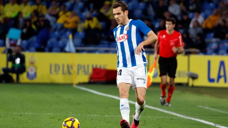 Brian Oliván fue titular en el UD Las Palmas - Espanyol