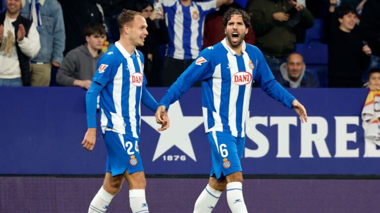 Cabrera y Cardona, dos de los tres goleadores del Espanyol ante el RC Celta de Vigo