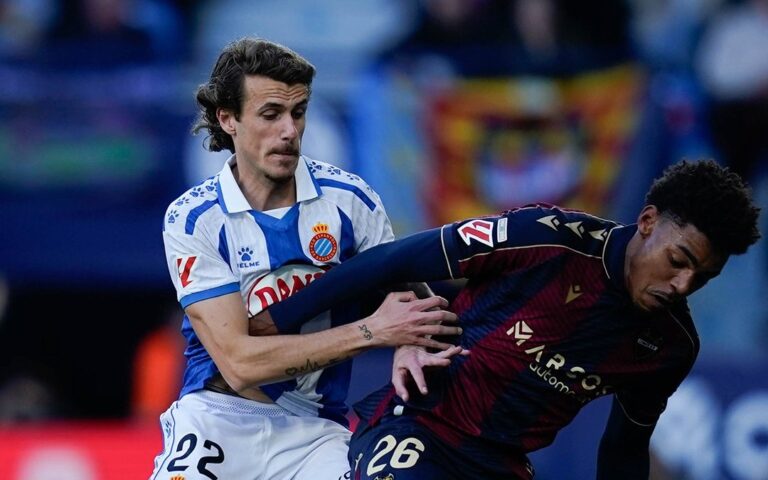 Carlos Romero, en el Levante UD - Espanyol