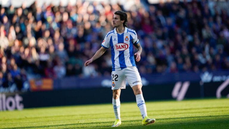 Carlos Romero hizo un partidazo en el Levante UD - Espanyol