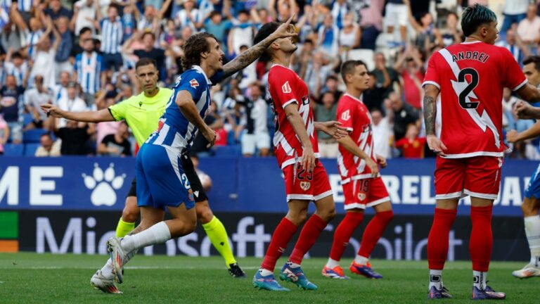 Carlos Romero abrió la lata ante el Rayo Vallecano