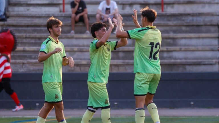 Polli pone el 0-1 en el CE Manresa - Espanyol B
