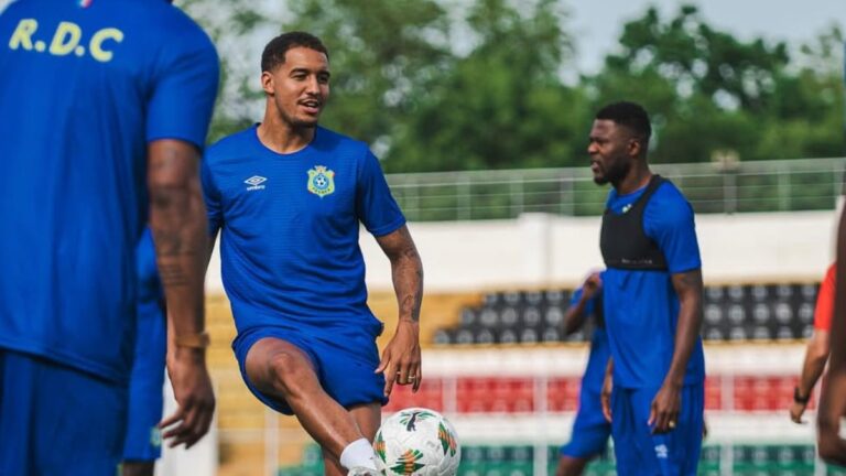 Charles Pickel disfruta con su selección de un parón internacional