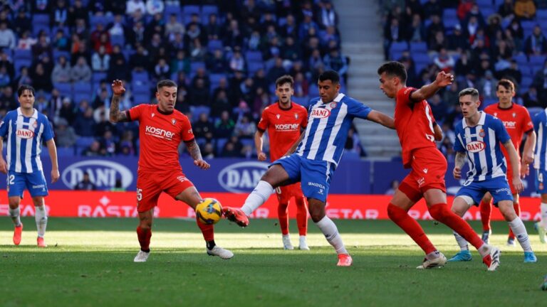 Walid Cheddira solo suma una diana con la camiseta del Espanyol