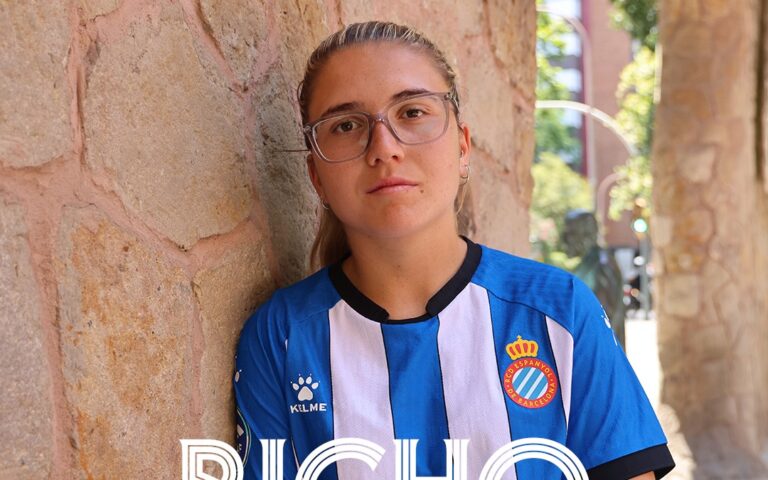 Claudia Iglesias ‘Bicho’ se une a la familia del Espanyol Femenino Claudia Iglesias se presenta como nueva jugadora del Espanyol Femenino