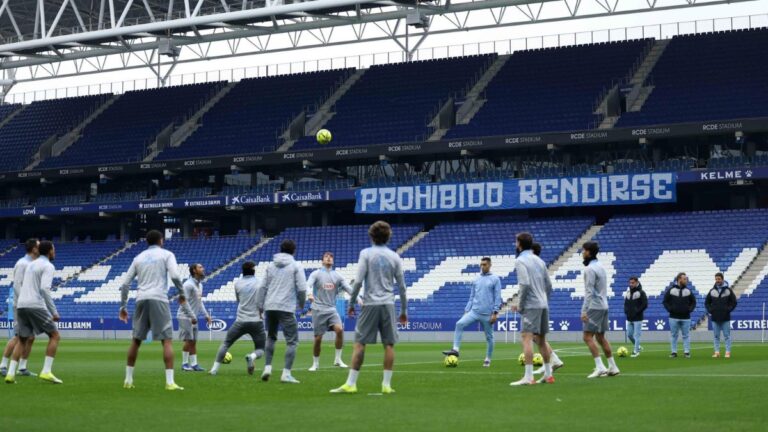 El Espanyol termina de preparar la visita a Elche en el RCDE Stadium