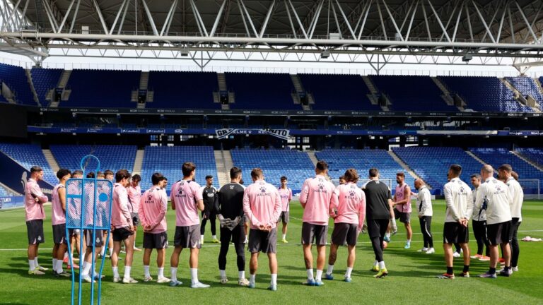 El Espanyol se entrenó por última vez en el RCDE Stadium antes de viajar a Vigo