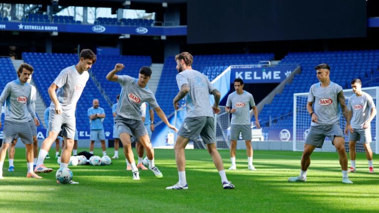 El Espanyol termina de preparar el partido ante el Real Betis en el RCDE Stadium