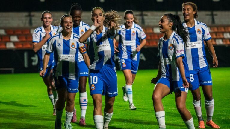 El Espanyol Femenino celebra el gol de Cristina Baudet en la Copa de la Reina