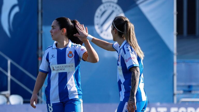 Ainoa Campo y Cristina Baudet, en el Espanyol Femenino - Costa Adeje Tenerife