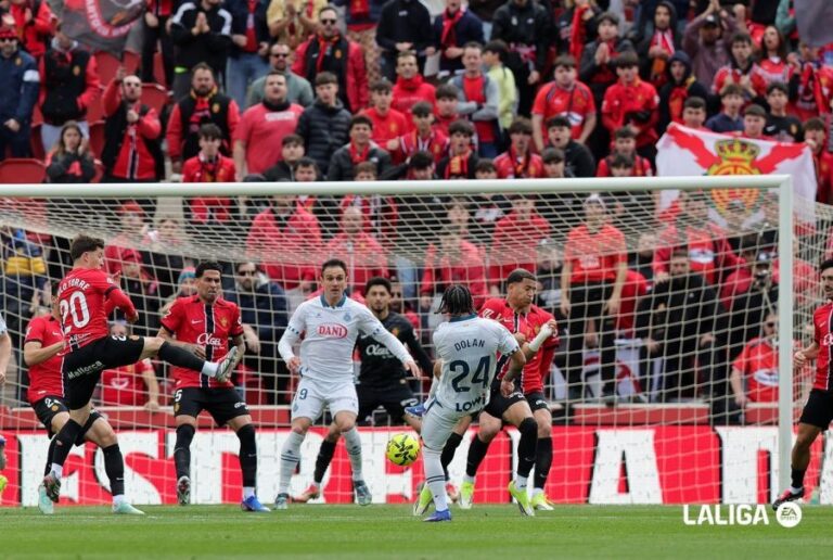 RCD Mallorca – RCD Espanyol: Errores y De Burgos privan de la victoria al Espanyol (2-1) Dolan y Kike García, en el RCD Mallorca - Espanyol