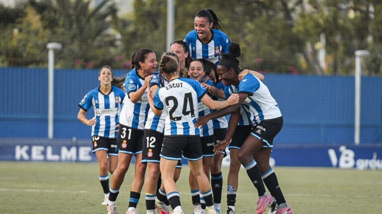 Las jugadoras del Espanyol Femenino golean en la CE Dani Jarque al Madrid CFF