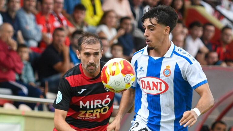 Pleguezuelo fue titular en el Reus CF Reddis - Espanyol B