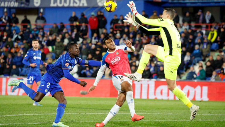 Walid Cheddira jugó 44 minutos en el Getafe CF - Espanyol