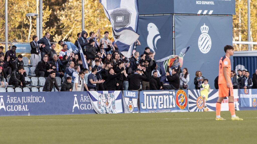 Los mejores momentos del Espanyol B – Barça Atlètic 1 La Juvenil, presente en el Espanyol B - Barça Atlètic