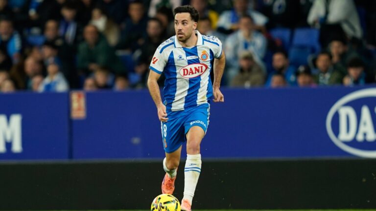 Edu Expósito, en el Espanyol - Rayo Vallecano