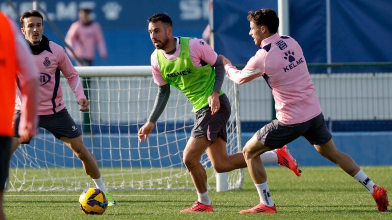 Edu Expósito no pudo estar en la convocatoria contra CA Osasuna