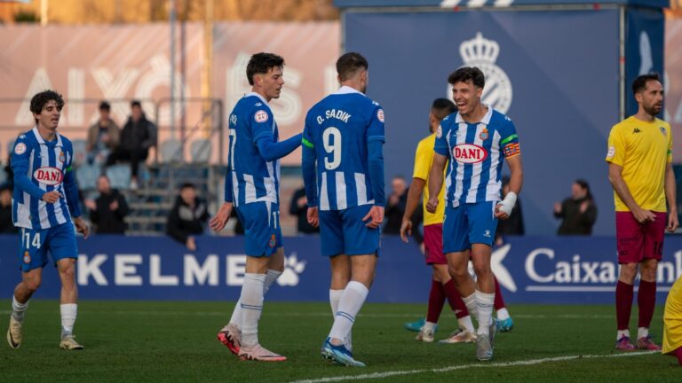 El Espanyol B abre la jornada en el feudo del Elche Ilicitano