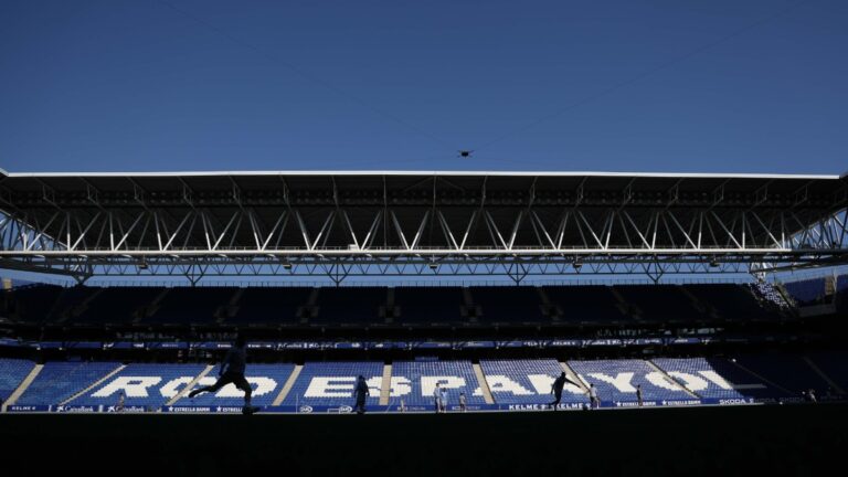 El RCDE Stadium acoge el último entrenamiento del Espanyol antes de enfrentarse al Levante UD