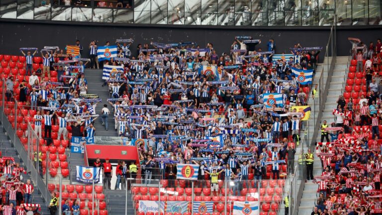La afición del Espanyol se desplaza a San Mamés