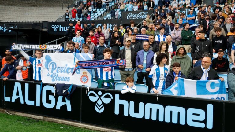 105 pericos animaron la temporada pasada en Balaídos al Espanyol