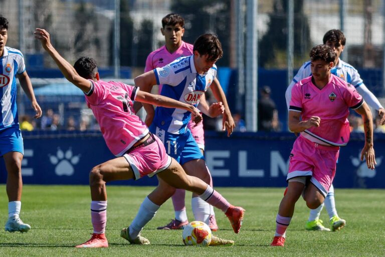 Espanyol B – Castellón B: El triunfo se hace esperar demasiado (2-4) Espanyol B Castellón